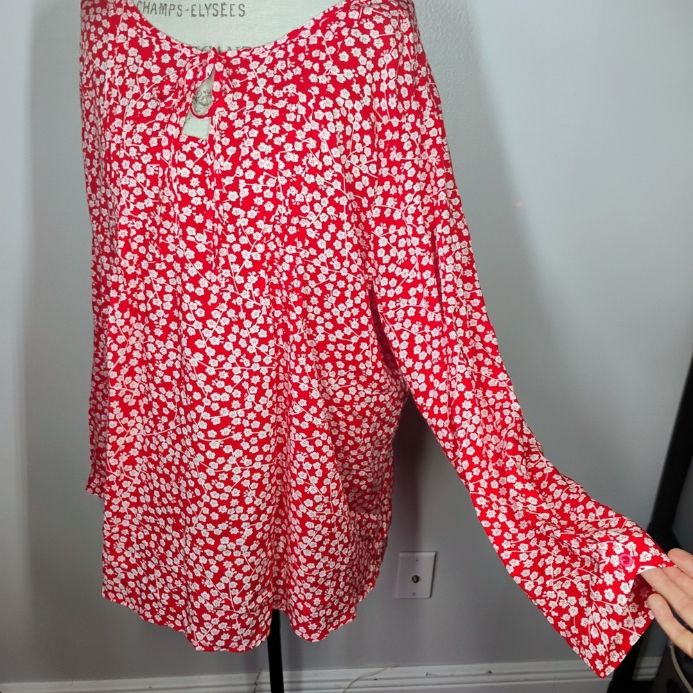 Suzanne Betro Long Sleeve Floral Top Womens 4X Red Tie Neck Keyhole Cottage Boho - Picture 3 of 9